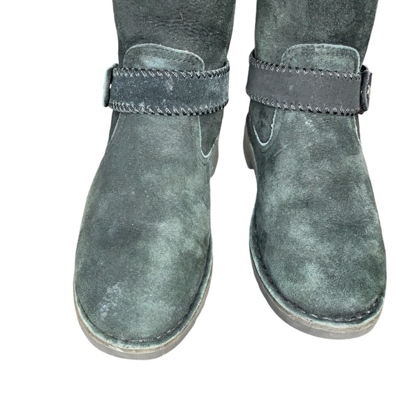 UGG Cedric style 1012360 black suede sheepskin and shearling‎ boots. Size 8 - Picture 11 of 12